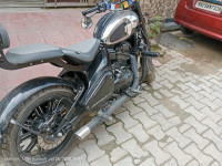 Jawa 42 Bobber Black Mirror