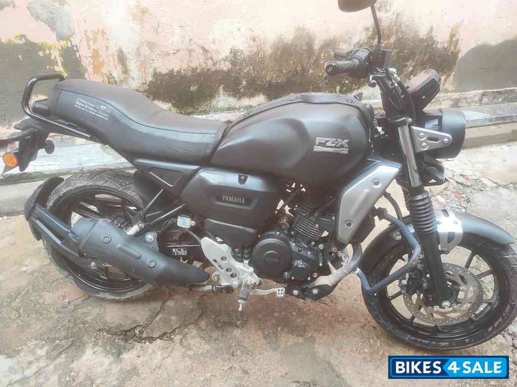 Yamaha FZ-X