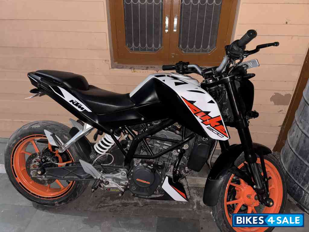 KTM Duke 200 KTM Duke 200