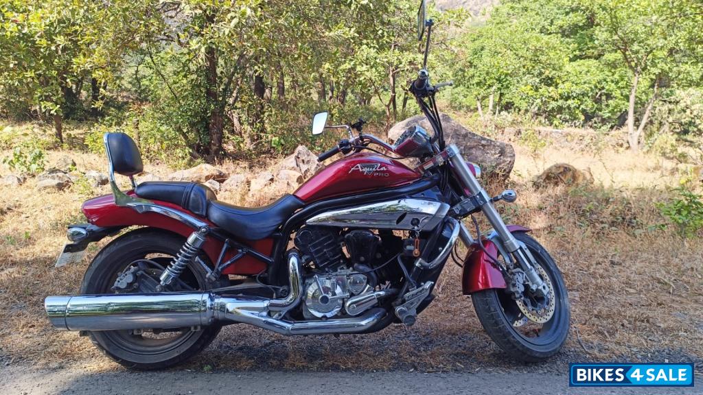 Hyosung GV650 Aquila Pro