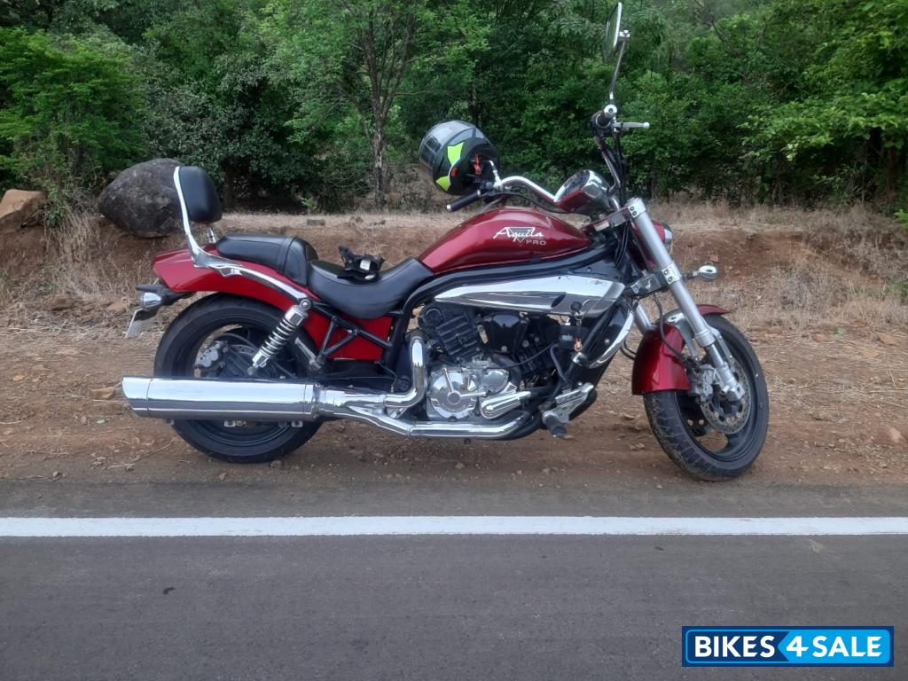 Hyosung GV650 Aquila Pro