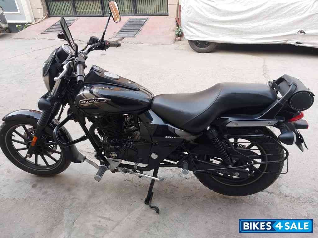 Bajaj Avenger Street 160 BS6