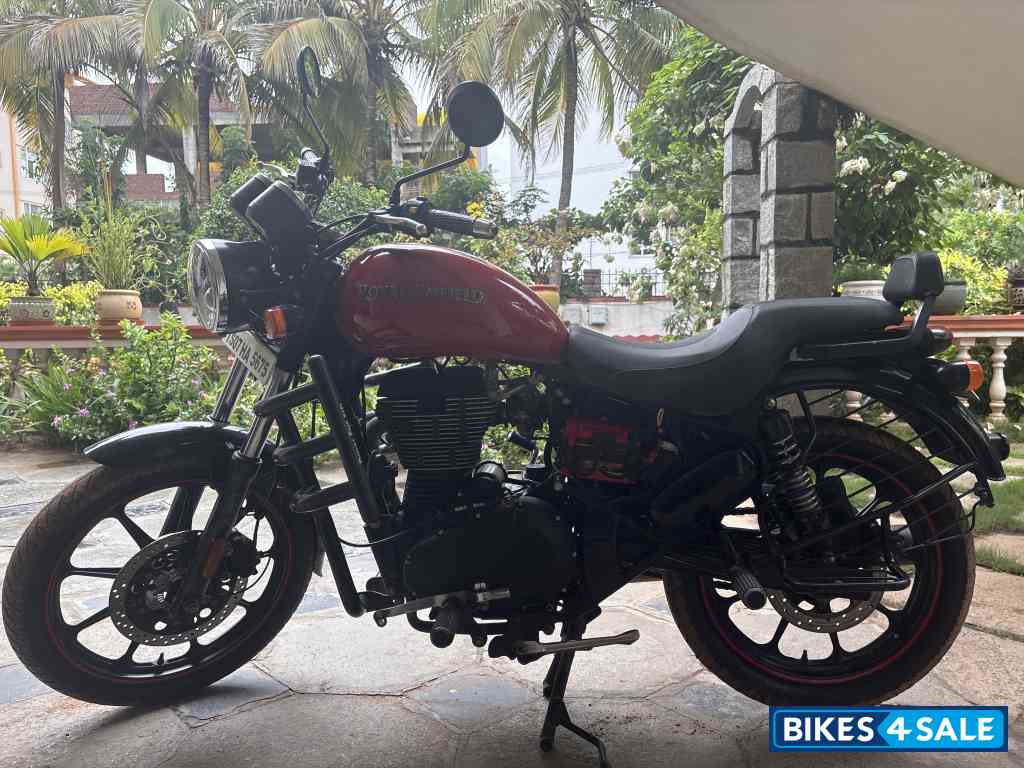 Red Royal Enfield Thunderbird X 350