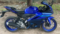 Yamaha R15 V4