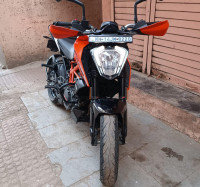 KTM Duke 125