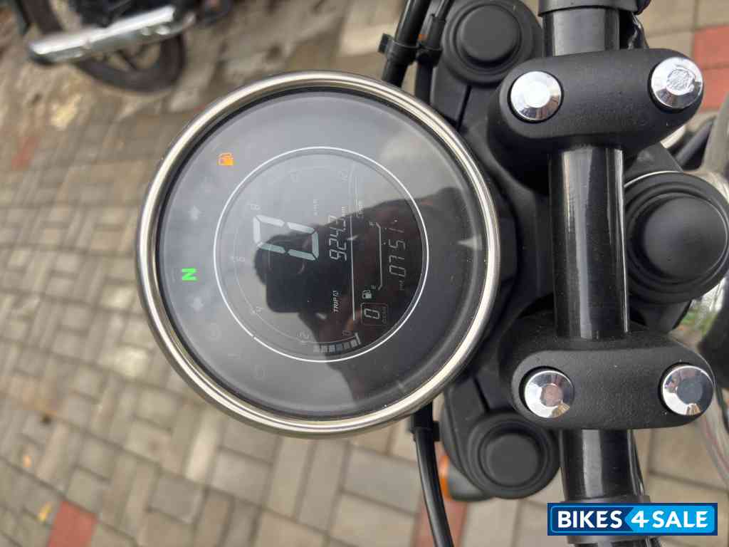 Black Jawa 42 Bobber Black Mirror