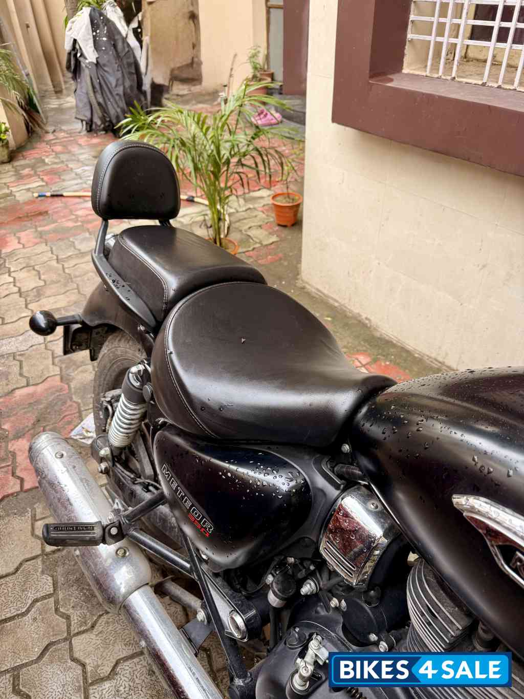 Royal Enfield Meteor 350 Stellar