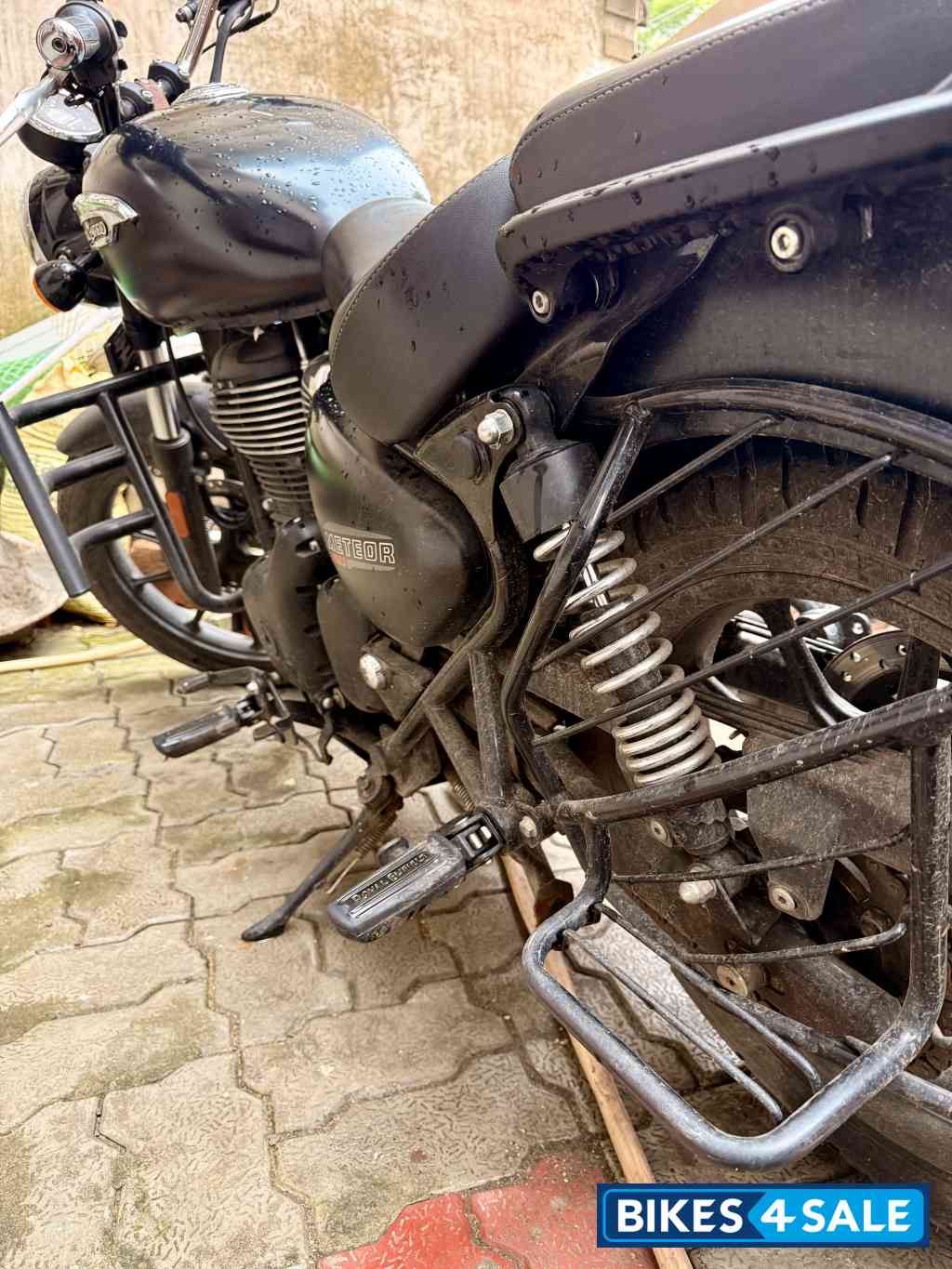 Royal Enfield Meteor 350 Stellar