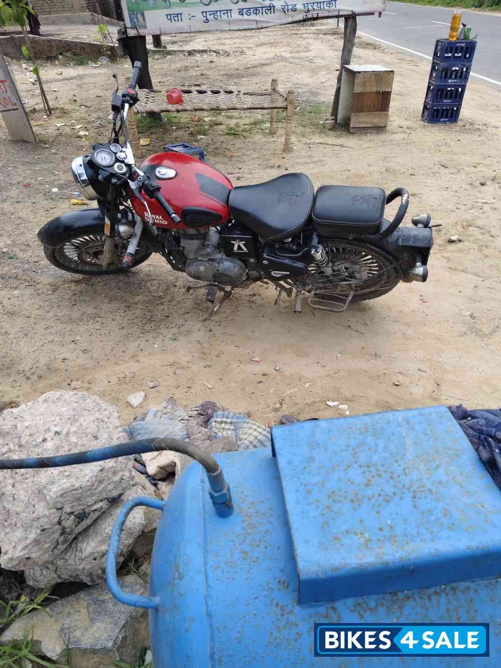 Red Royal Enfield Classic 350