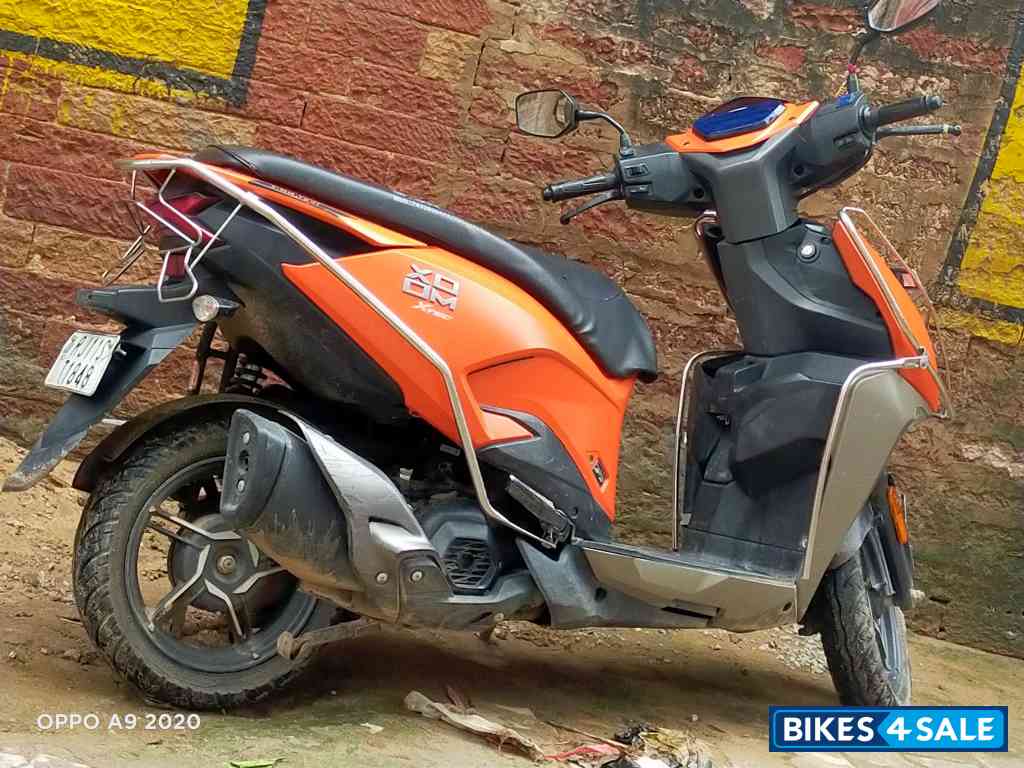 Orange Black Hero Xoom 125 ZX