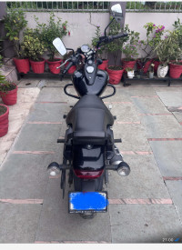 Black Bajaj Avenger Street 160 BS6