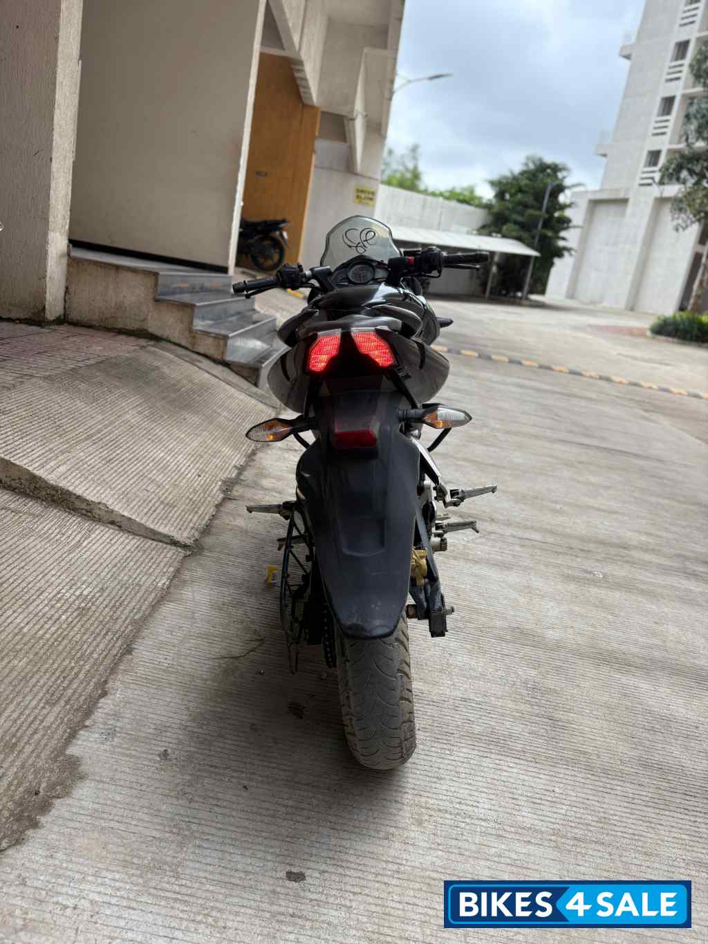 Black Bajaj Pulsar AS 200