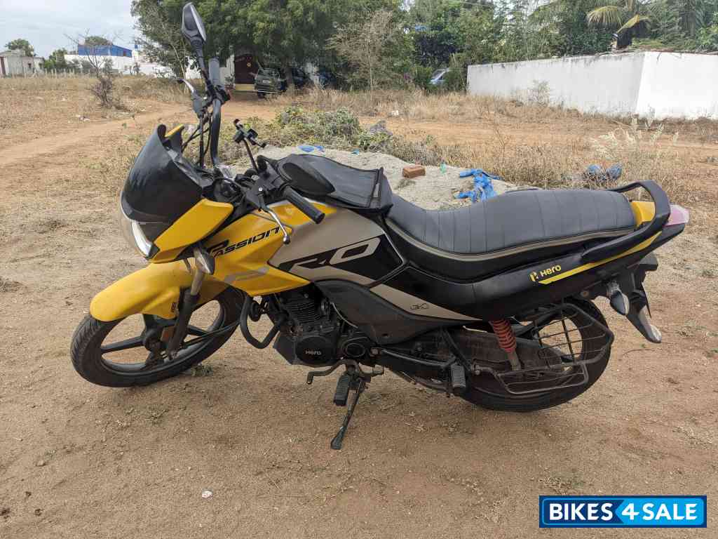 Yellow Hero Passion Pro BS6