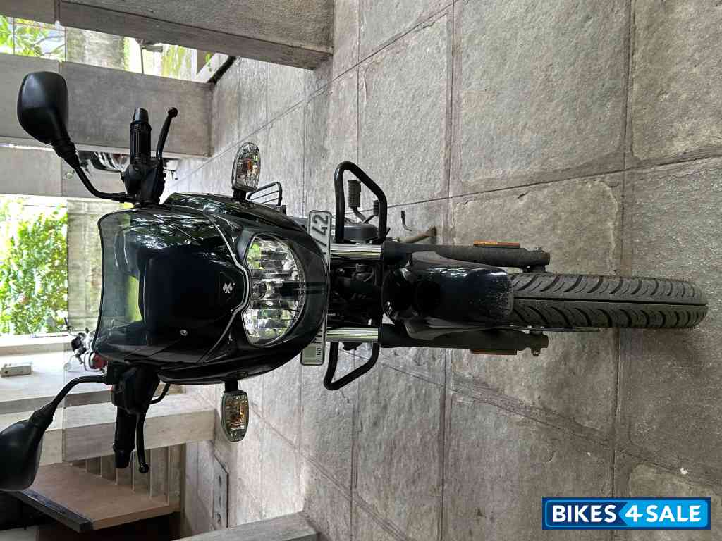 Black Bajaj Pulsar 125