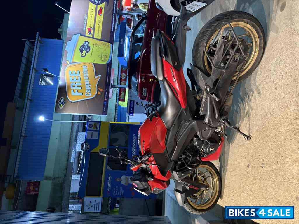 Bajaj Dominar 400 Disc