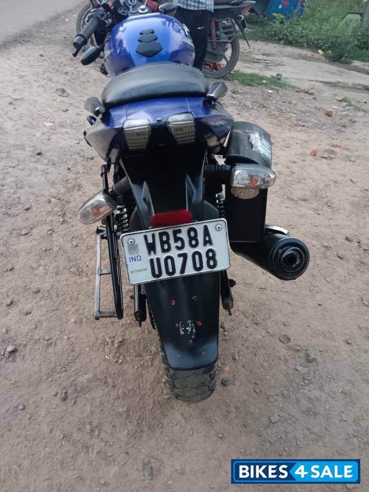 Blue Bajaj Pulsar 180 DTSi