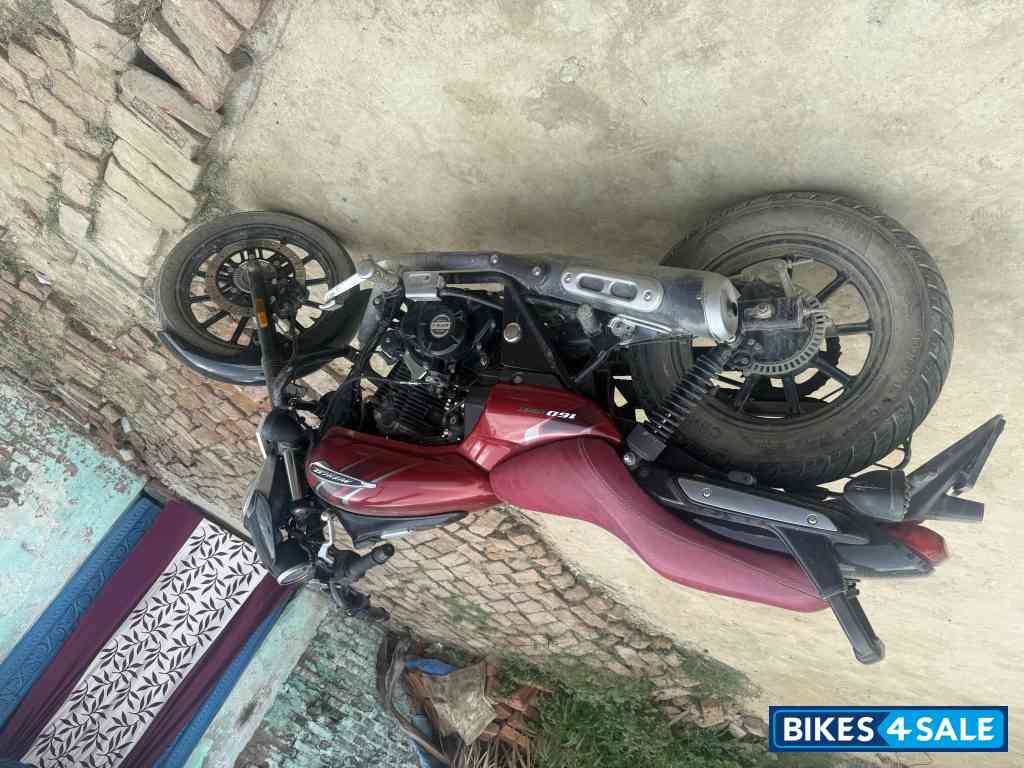 Bajaj Avenger Street 160 BS6