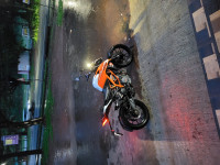 White & Orange KTM Duke 125
