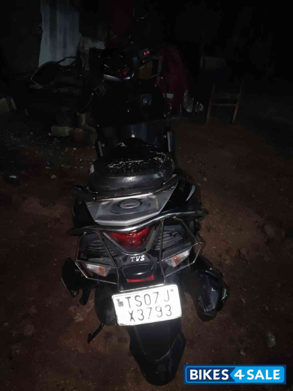 Red TVS NTORQ 125 BS6 Red TVS NTORQ 125 BS6