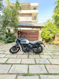 Blue Royal Enfield Hunter 350 Metro