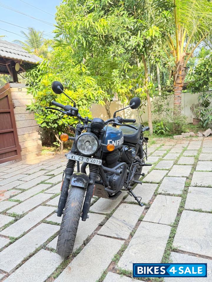 Blue Royal Enfield Hunter 350 Metro Blue Royal Enfield Hunter 350 Metro