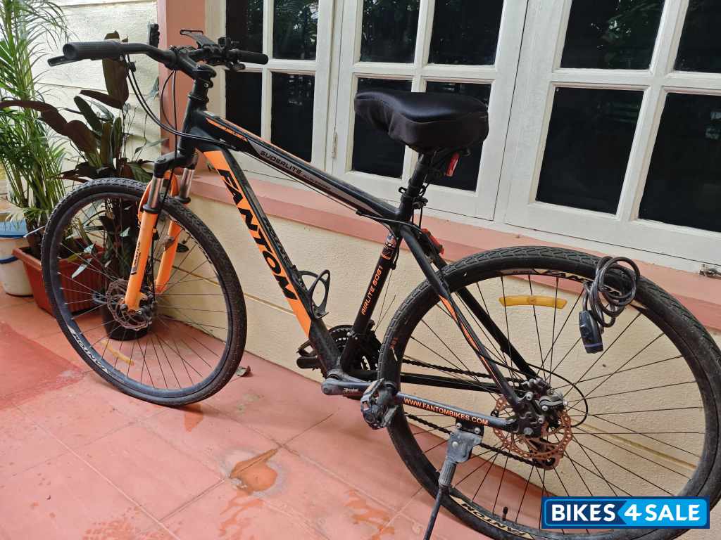 Bicycle  Fantom superlite 700C