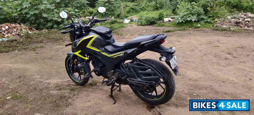 Mat Axis Grey Metlc Honda CB Hornet 160R Mat Axis Grey Metlc Honda CB Hornet 160R