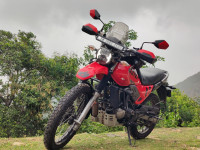 Sports Red And Bla Hero Xpulse 200 4V