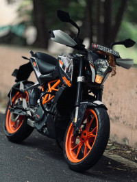 KTM Duke 390