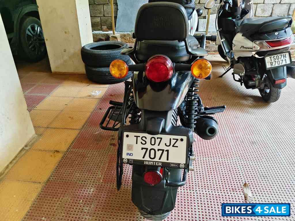 Royal Enfield Hunter 350 Metro