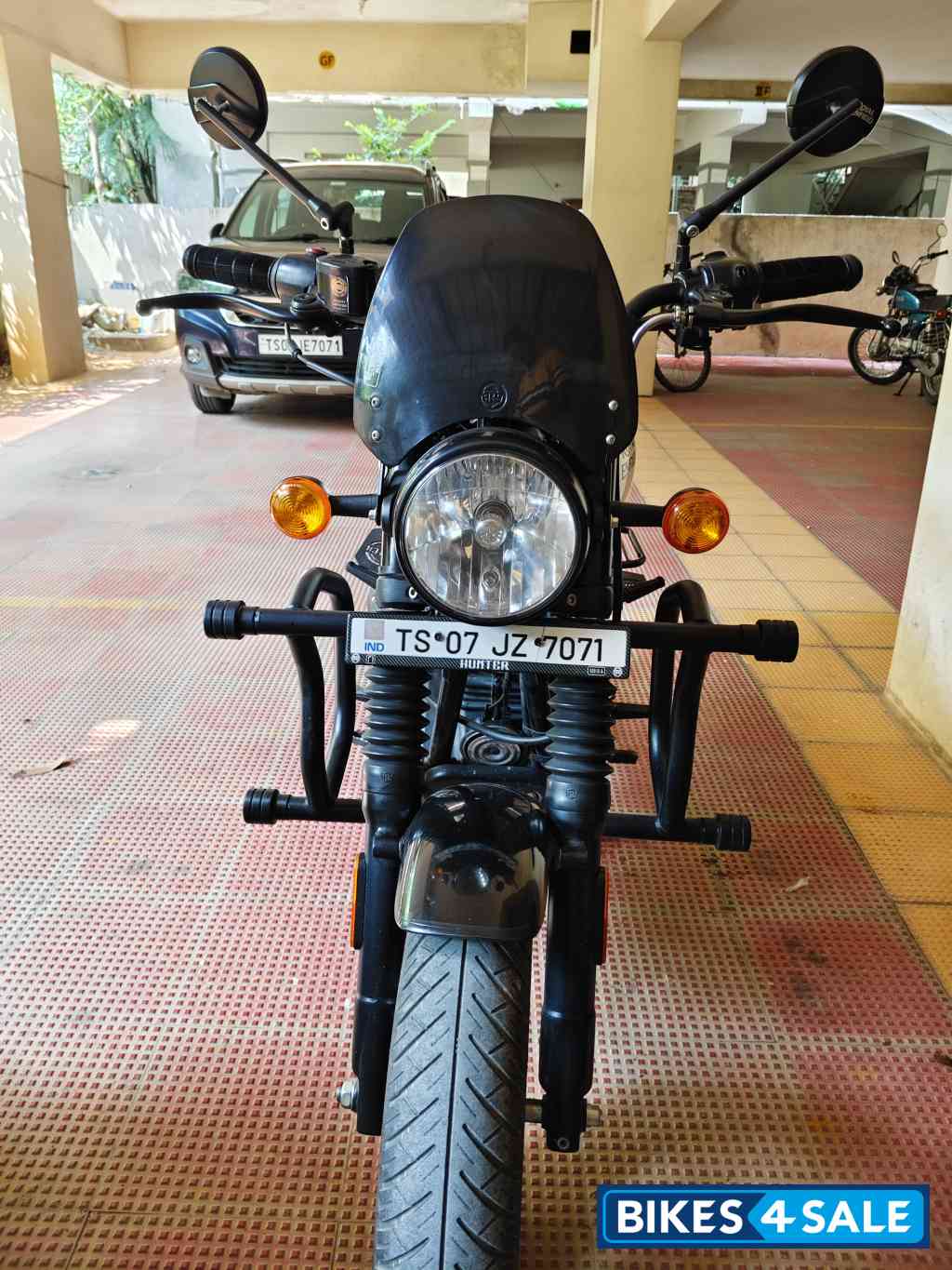 Royal Enfield Hunter 350 Metro