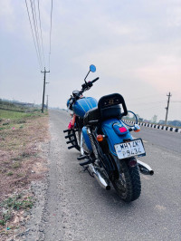 Jawa forty two BS6