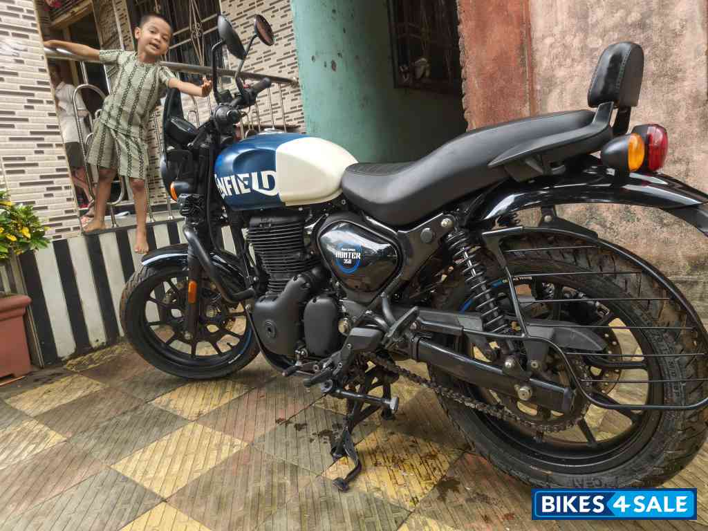 Rabel Blue Royal Enfield Hunter 350 2025