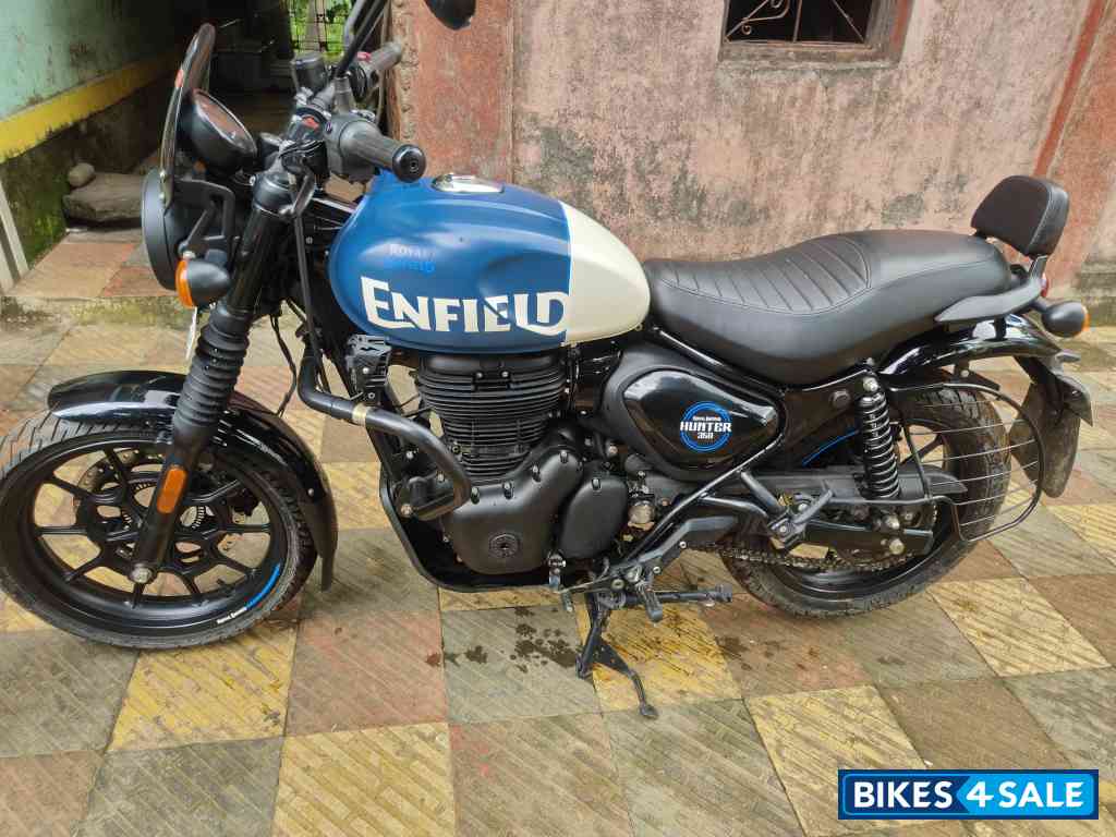 Rabel Blue Royal Enfield Hunter 350 2025