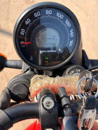 Royal Enfield Hunter 350 Metro