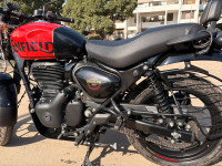 Royal Enfield Hunter 350 Metro