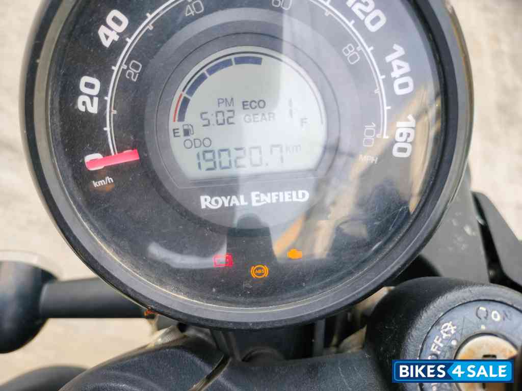 Royal Enfield Hunter 350 Retro