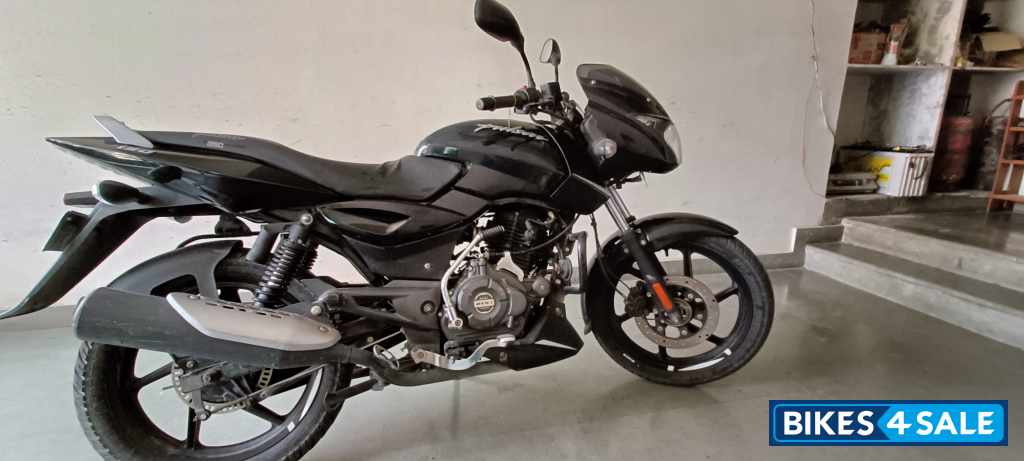 Bajaj Pulsar AS 150