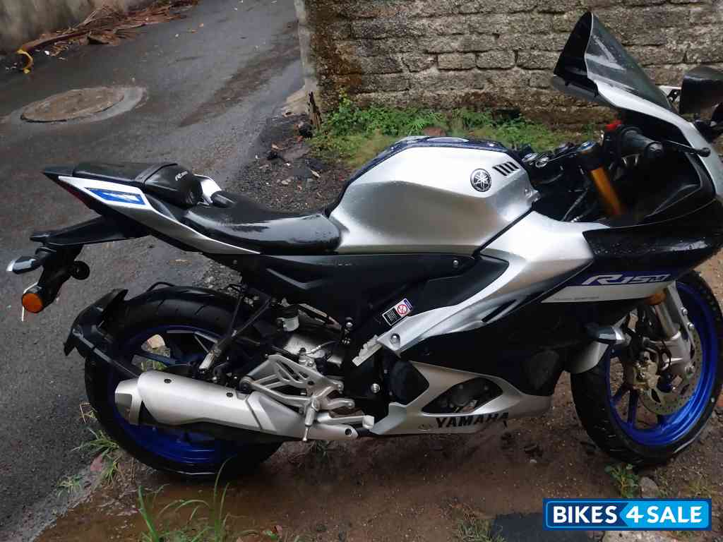 Yamaha R15M