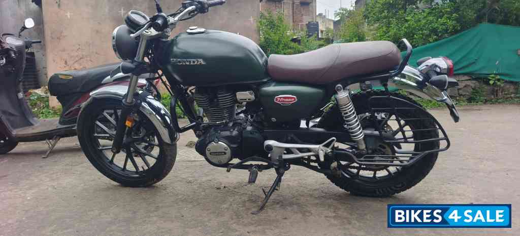 Mat Marshal Green Honda Hness CB350 DLX