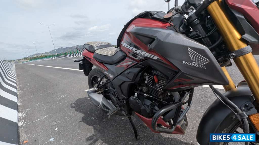 Honda Hornet 2.0 Honda Hornet 2.0