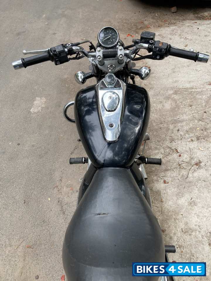 Bajaj Avenger 220 DTS-i