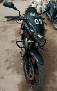 Matt Sparkle Black Bajaj Pulsar 180 DTSi