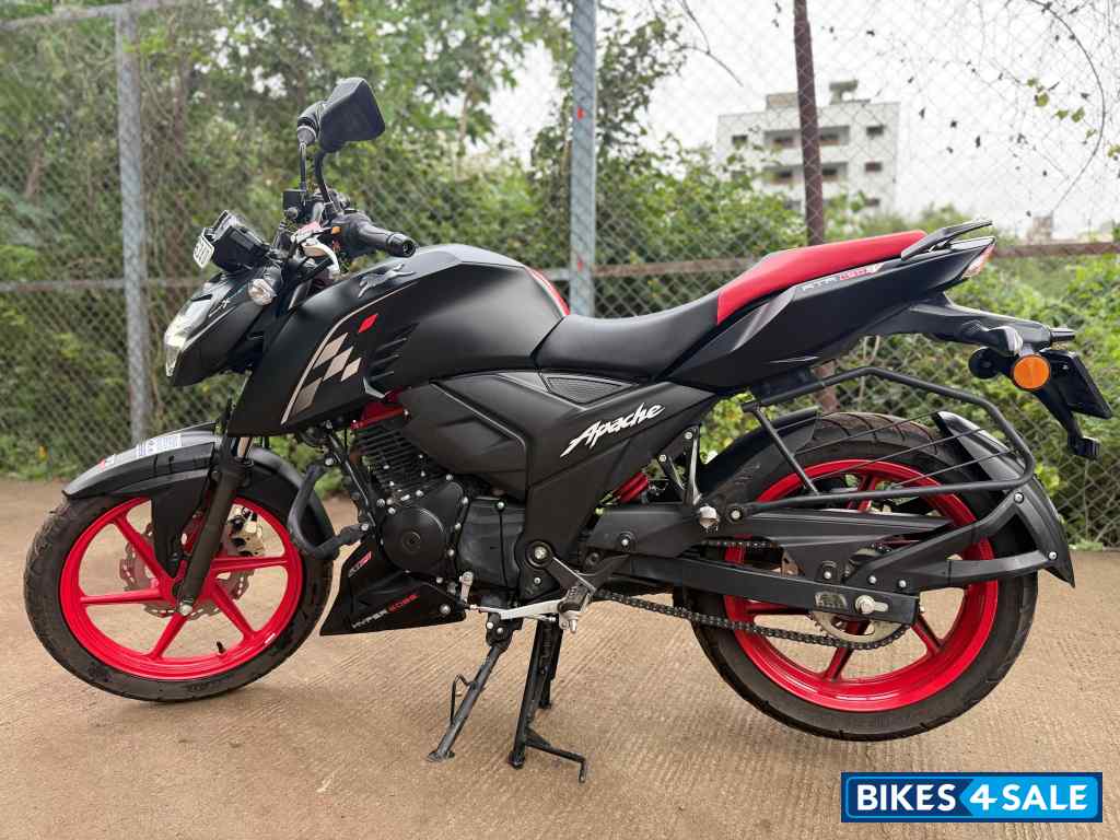 TVS Apache RTR 160 4V Special Edition