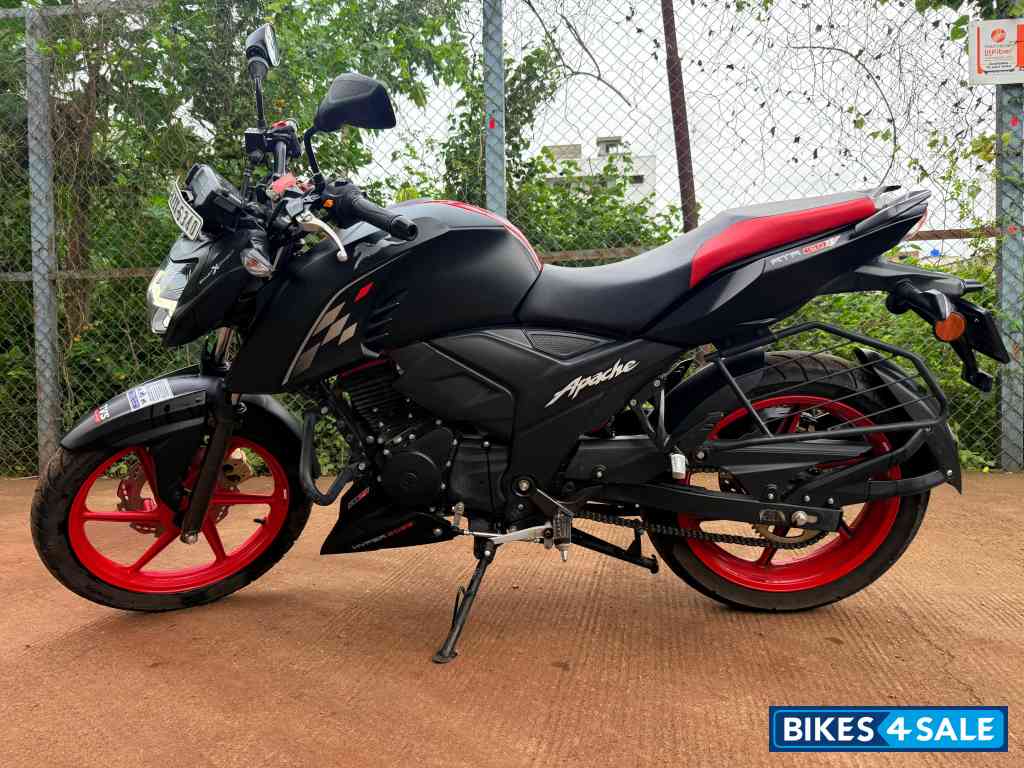 TVS Apache RTR 160 4V Special Edition