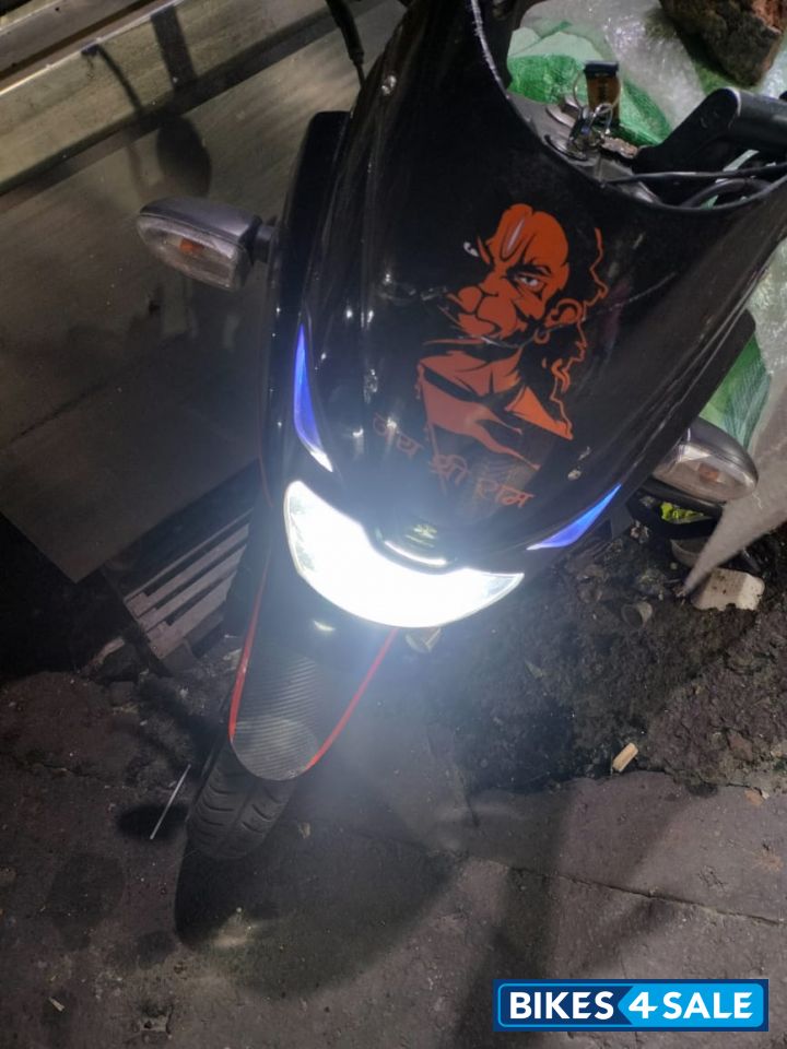 Red And Black Bajaj Pulsar 180