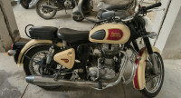 Royal Enfield Classic 500  Model