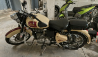 Royal Enfield Classic 500