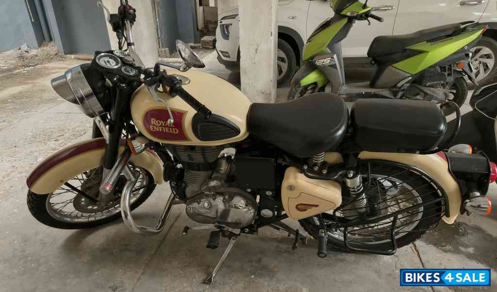 Royal Enfield Classic 500