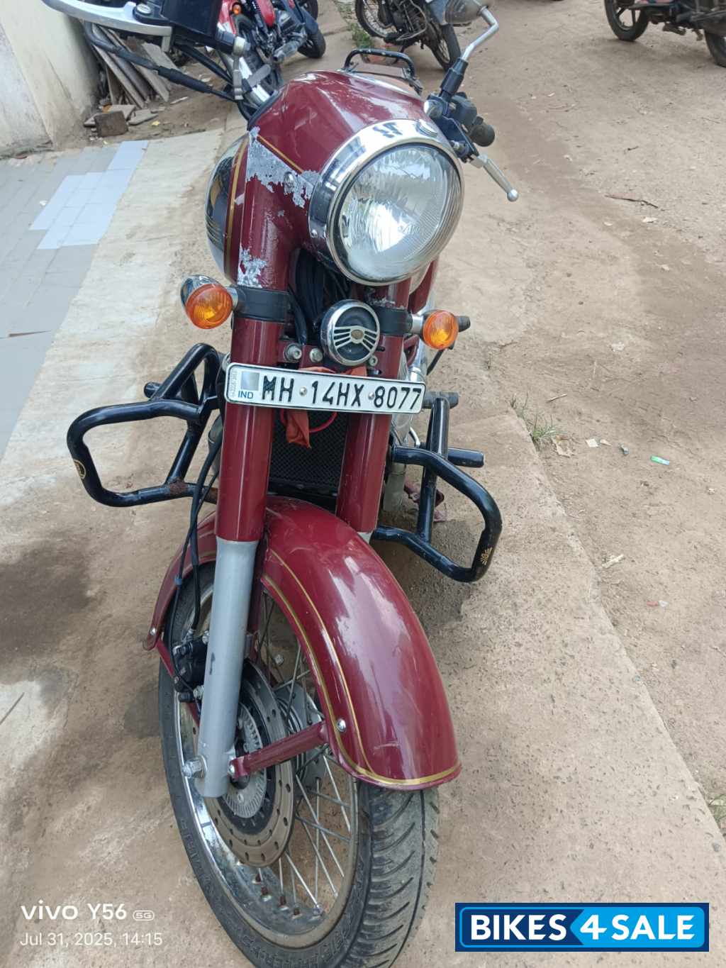 Maroon Jawa 350